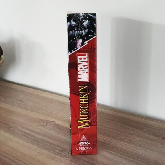 Marvel Munchkin Card Game β Red Edition | NWT Strategy Fun for 3β6 Players - Picture 7 of 11